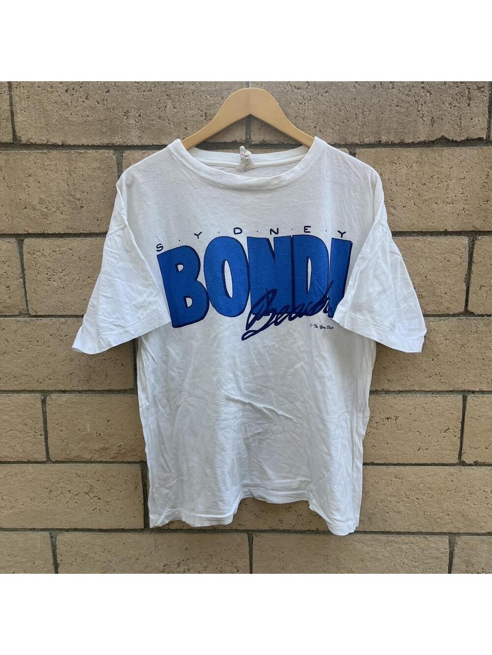 Vintage 90s y2k bondi beach Australia graphic tee | size L